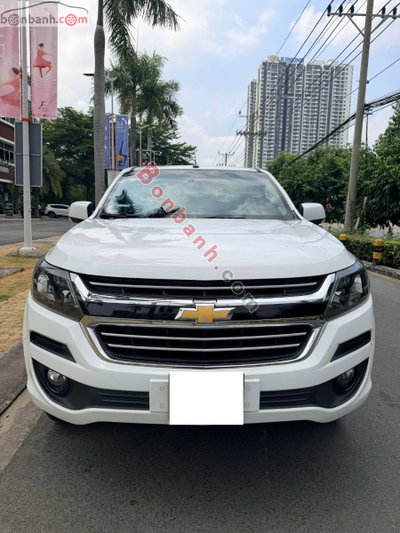Xe Chevrolet Colorado LT 2.5L 4x2 MT 2018