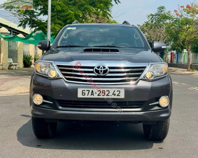 Xe Toyota Fortuner 2.5G 2015
