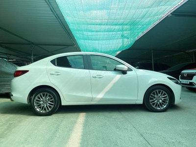 Mazda 2 2023 Trắng 18.000 km