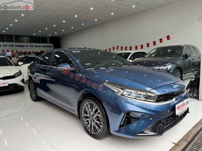 Xe Kia K3 Premium 2.0 AT 2022