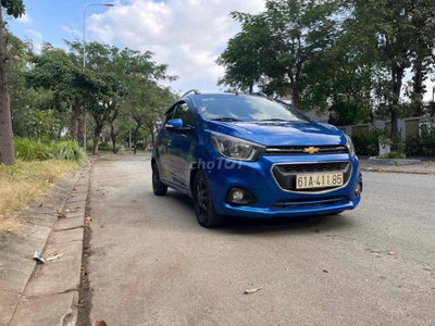 Chevrolet Spark Xanh