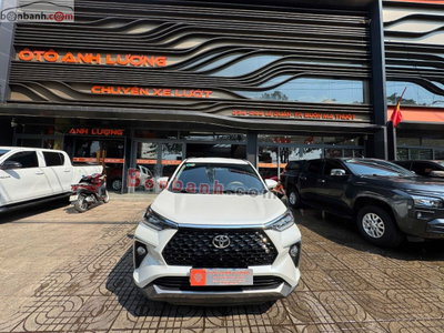 Xe Toyota Veloz Cross Top 1.5 CVT 2024