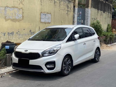 Rondo GAT 2018 gia đình đổi xe lên đời