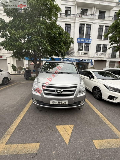 Xe Hyundai Starex 2017