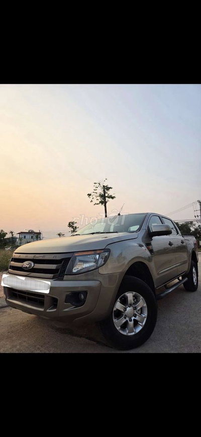 Ford Ranger 2012 4x2 Vàng cát