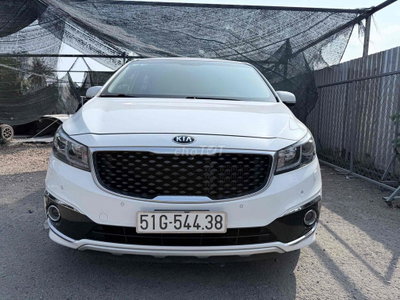 Siêu cọp Kia Sedona 2.2D DATH 2018 Trắng 28.000 Km