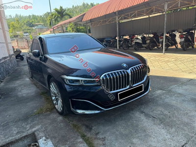 Xe BMW 7 Series 740Li 2021