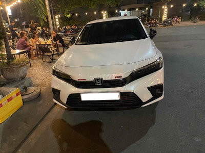 Honda Civic RS 2023 Trắng 16000 km