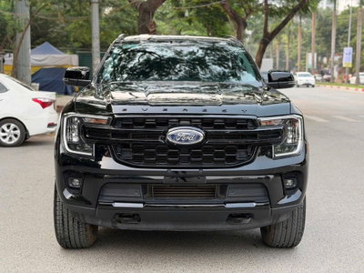 Ford Everest Sport 2024 2.0L Đen