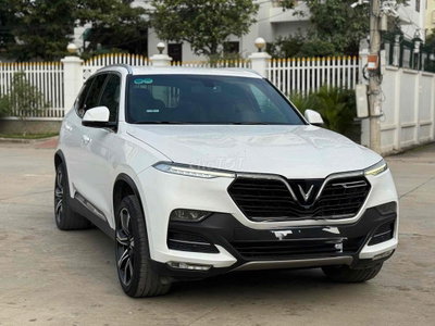 Vinfast Lux SA Premium 2019 80.000 Km Trắng