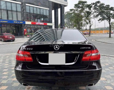 Mercedes-Benz E300 2009 Đen