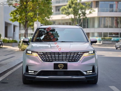 Xe Kia Carnival Signature 2.2D 2022