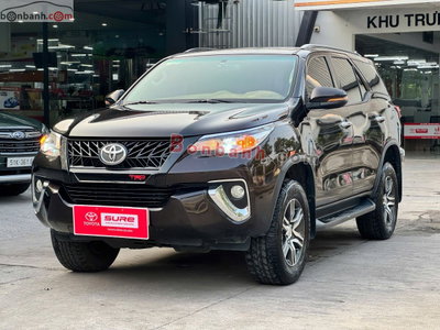 Xe Toyota Fortuner 2.4G 4x2 AT 2019