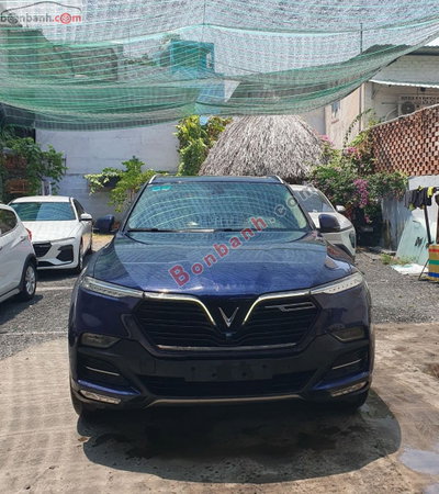 Xe VinFast Lux SA 2.0 Premium 2.0 AT 2019