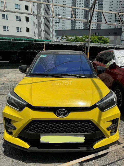 Toyota Raize 1.0 Tubor 2024 Vàng