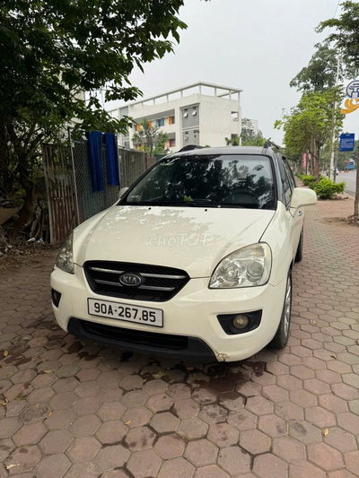 Kia Carens Trắng 5 chỗ Tự động