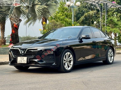 Xe VinFast Lux A 2.0 Tiêu chuẩn 2022