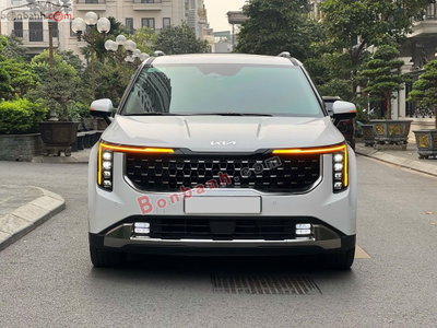 Xe Kia Carnival Signature 2.2D 2025