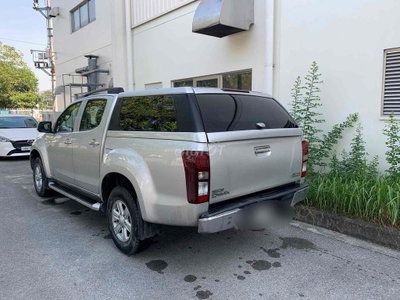 Isuzu Dmax 2015 1 cầu 120.000 km Bạc