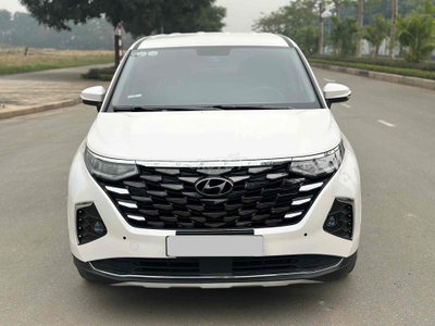 Hyundai Custin 2023 1.5Tubo Trắng 4 Vạn Tiêu Chuẩn