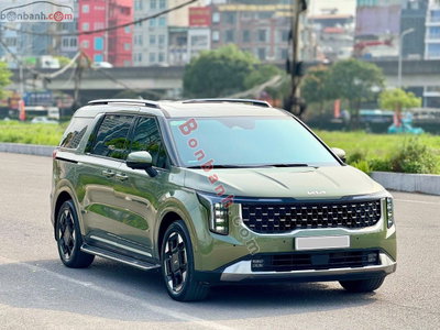 Xe Kia Carnival Signature 2.2D 2025