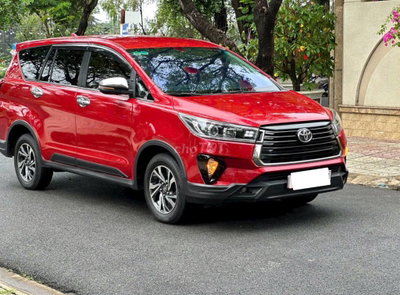 TOYOTA INNOVA VENTURER 2021 –8 CHỖ NGỒI