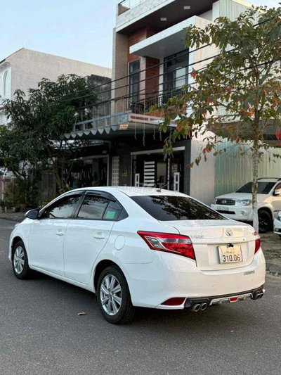 Toyota Vios 2015 Trắng Số sàn