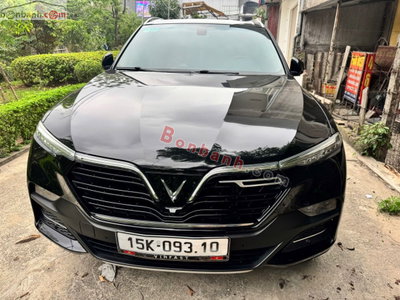 Xe VinFast Lux SA 2.0 2021