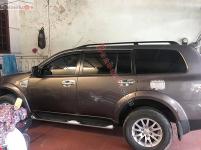 Xe Mitsubishi Pajero Sport D 4x2 AT 2014