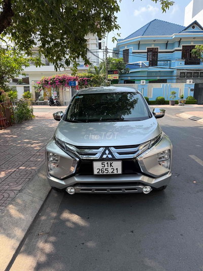 Mitsubishi Xpander 1.5 Tự động Bạc