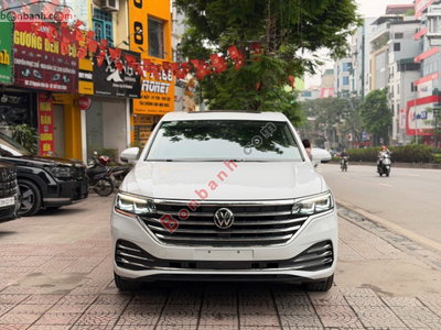 Xe Volkswagen Viloran Luxury 2024