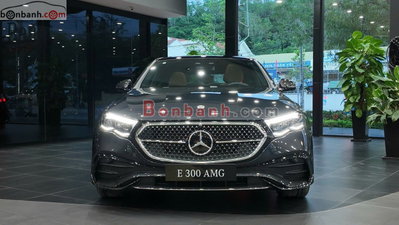 Xe Mercedes Benz E class E300 AMG 2026