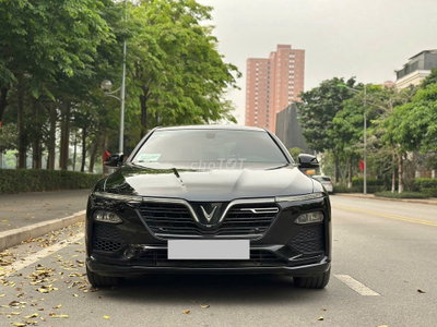 VinFast Lux A 2.0 Plus 2021 Đen 9.8 vạn km