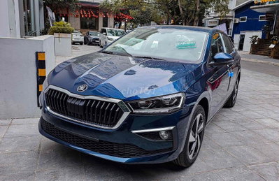 Skoda Slavia Xanh giảm mạnh 50tr