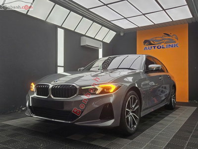 Xe BMW 3 Series 320i Sport Line 2024
