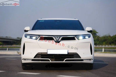 Xe VinFast VF9 Plus 7S 2025