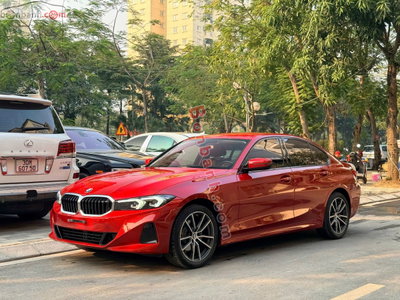Xe BMW 3 Series 320i Sport Line 2024