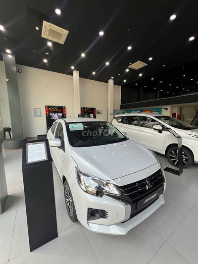 Mitsubishi Attrage 2026 MT Trắng giảm giá sốc.