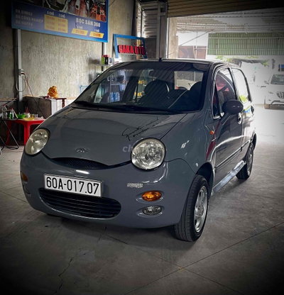 Chery 5 chỗ màu Xám