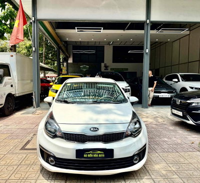 Kia Rio 2015 AT Trắng