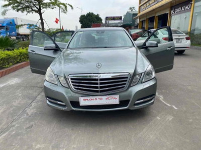 Mercedes E250 2010 Xám