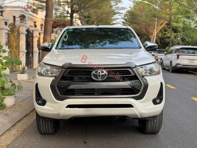 Xe Toyota Hilux 2.4L 4x2 AT 2021