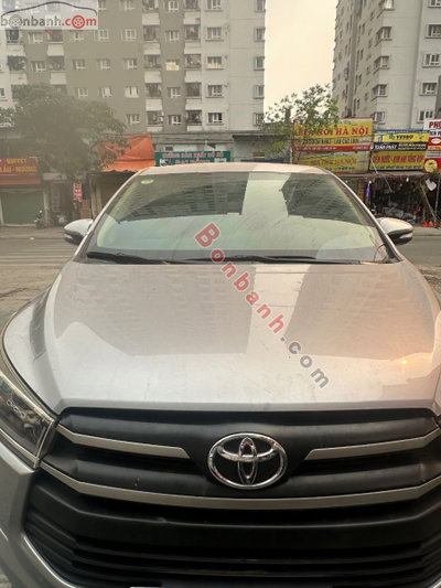 Xe Toyota Innova 2017
