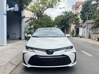 Siêu lướt Toyota Altis 1.8HEV 2022 11.000 km