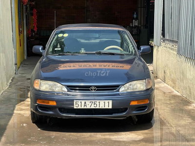 Toyota Camry Le 2.2 Xanh