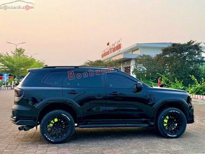 Xe Ford Everest Platinum 2.0L 4x4 AT 2025