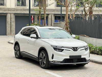 VinFast VF8 Plus 2022 - Xe Xuất HĐ