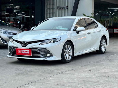 Toyota Camry 2021 2.0G Trắng 54.247 km