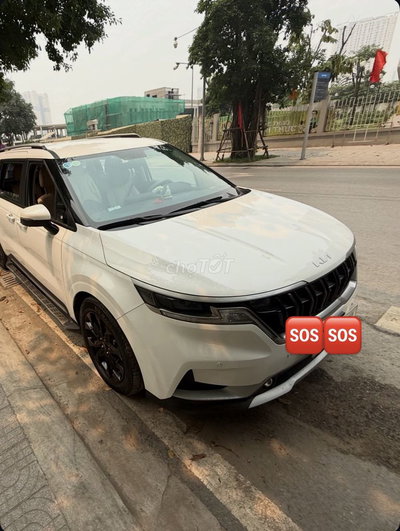 Kia Carnival 2024 Luxury Trắng 38.000km