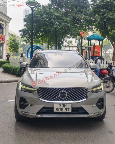 Xe Volvo XC60 Ultimate Bright B6 AWD 2022